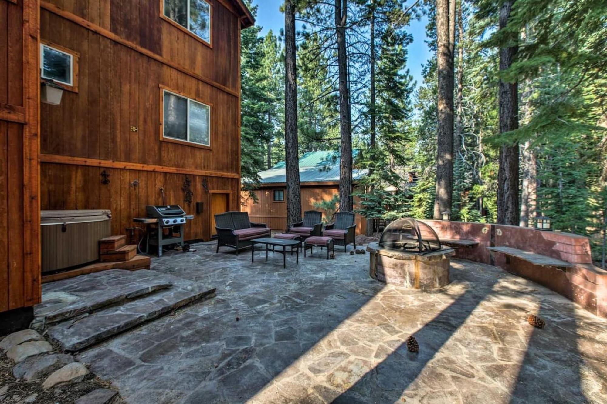 Moosetrack By Avantstay Cozy Cabin In The Of Tahoe Donner W Hot Tub Truckee Eksteriør billede